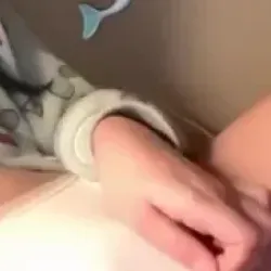 브랫수연 온리팬스 유료자료 (10)  한국야동 국산야동