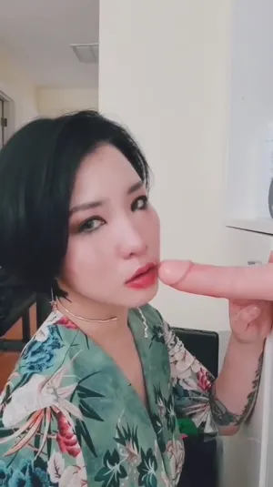 숏컷 섹시유부 목까시 인증 후원야동  국산야동 한국야동