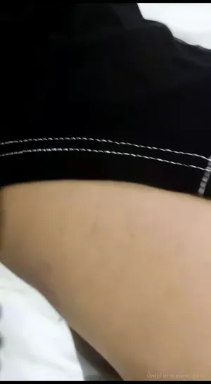 여자한테는 처음 따먹혀보는 요년  한국야동 국산야동