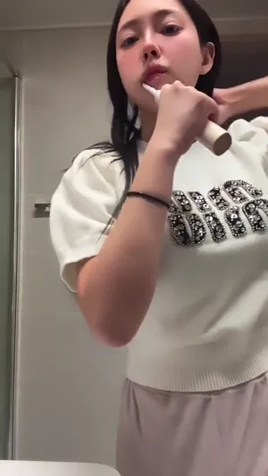 커뮤니티 1위 화제작 백양 ★ e.l.2.a_인플루언서 라방  국산야동 한국야동