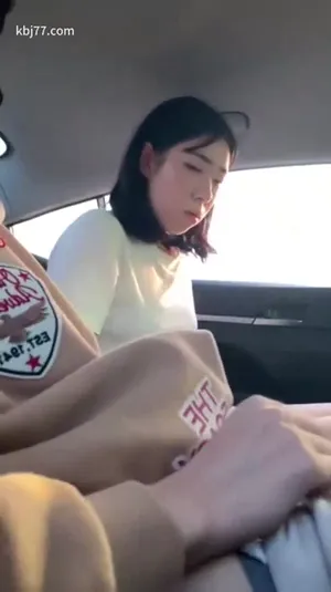 차 안의 한국인 커플  국산야동 한국야동