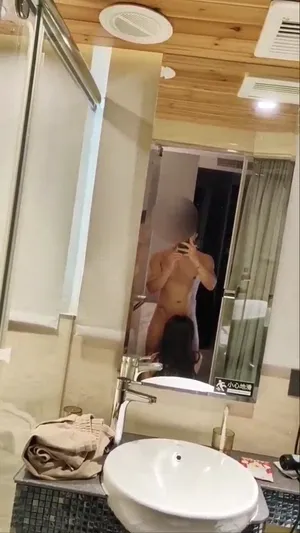 《헹트에게 운동 PT도 받고 섹스 PT도 받는 지은이》  한국야동 국산야동