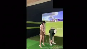 스크린골프장에서  국산야동 한국야동