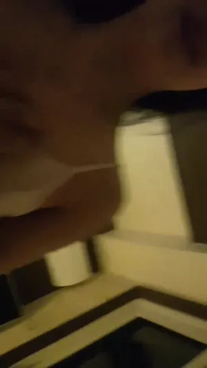 강압적 보스 얼굴에 싼다 눈감아!  국산야동 한국야동